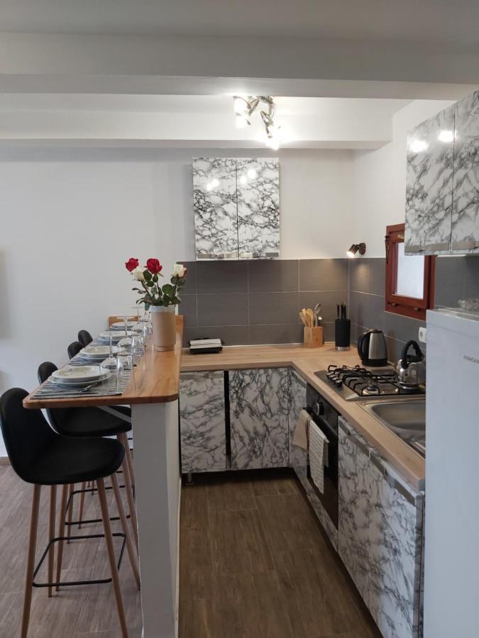 Apartment Jazbina Pula Luaran gambar