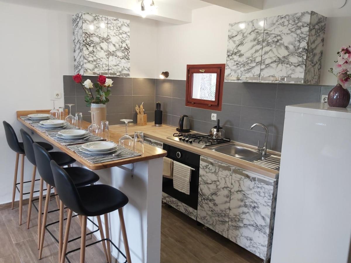 Apartment Jazbina Pula Luaran gambar