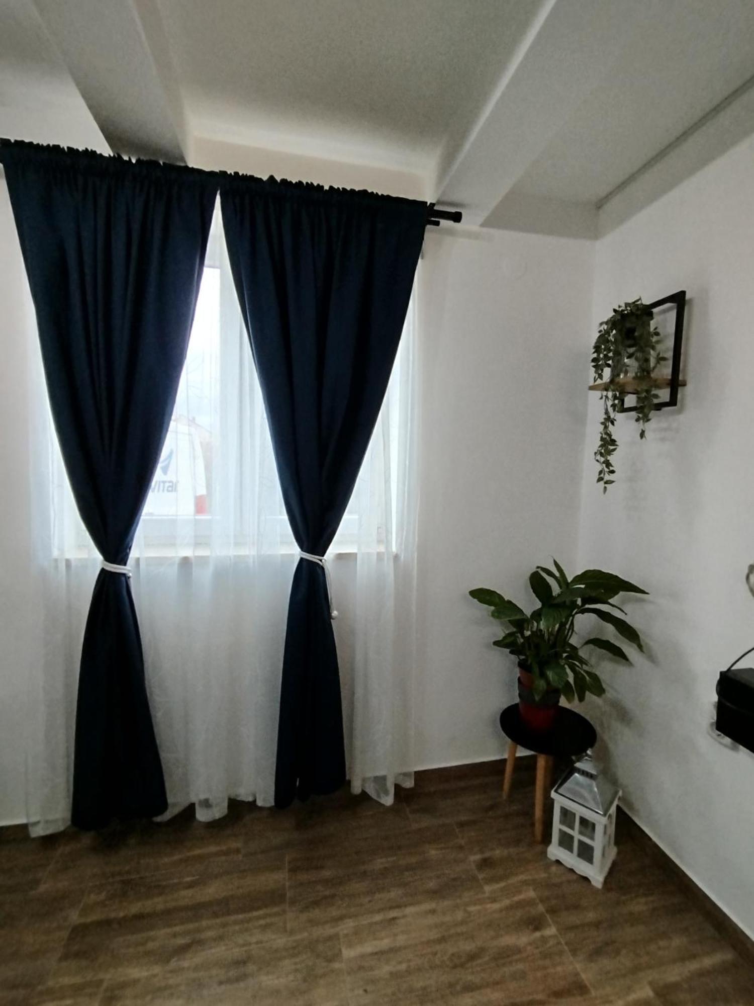 Apartment Jazbina Pula Luaran gambar