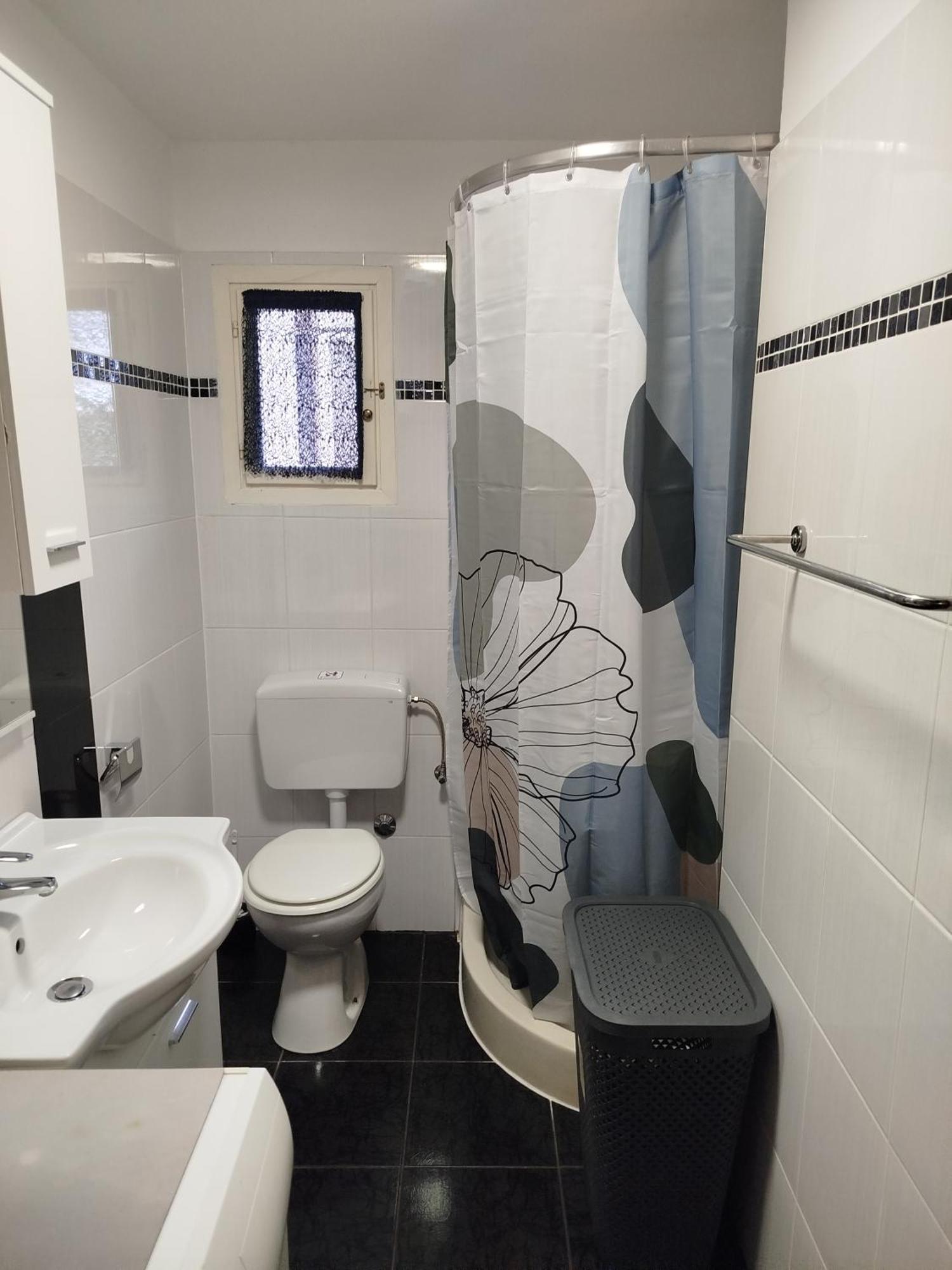 Apartment Jazbina Pula Luaran gambar